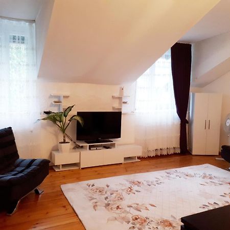 Apartamento Karin House Tiflis Exterior foto